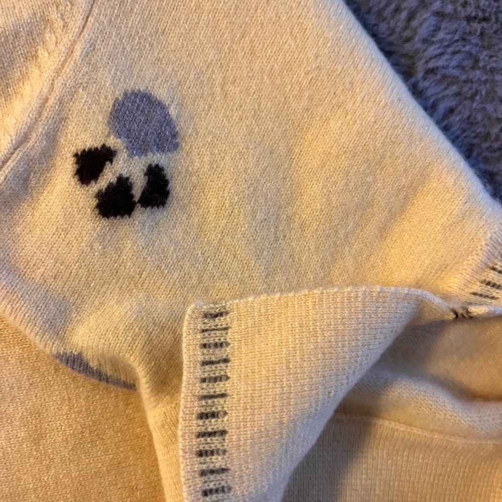 Cashmere Pale yellow sweater with squirrel print - small - Picture 4 of 4